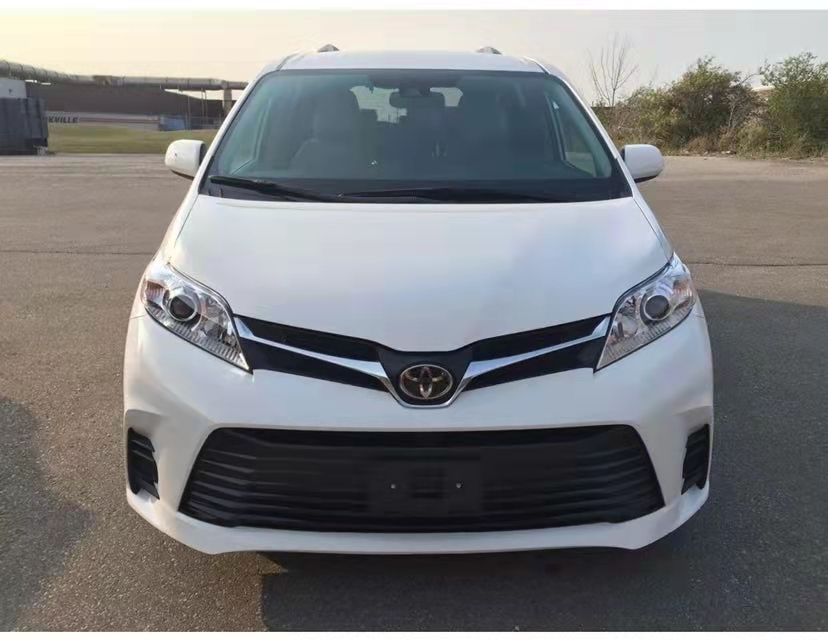 2020款 丰田塞纳 3.5四驱LE  天津港清仓钜惠亲情价