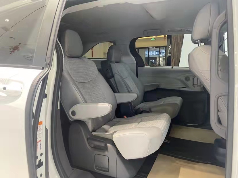 塞纳 21款 2.5 油电混合 四驱 LE 天津港全国最新报价