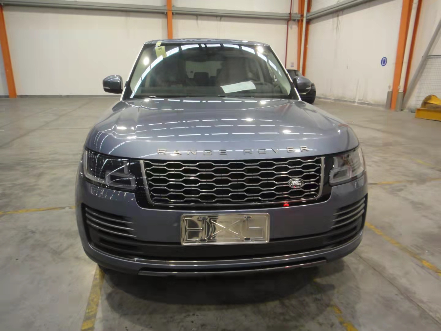 21款揽胜行政3.0T创世加长  天津港现车出售全国