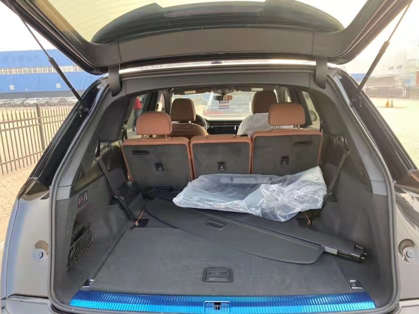 奥迪Q7 201款 3.0T Komfort舒适 天津港全国最新报价