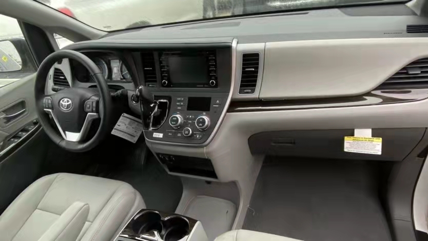 20款墨版丰田塞纳3.5两驱XLE 真皮 天津港十月现车价格钜惠