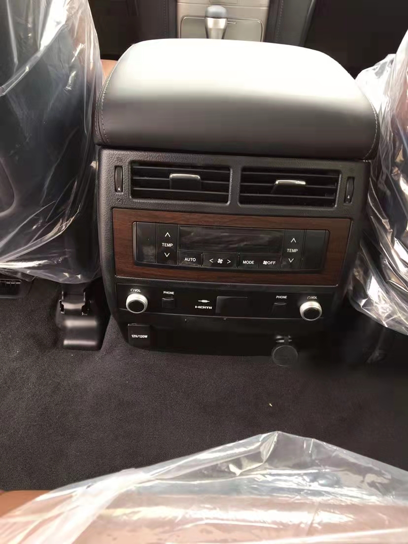 酷路泽5700 20款 VXS GT 12气 底升 天津港十月优惠多多