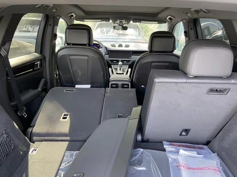 卡宴 21款 3.0T 天津港保税区清仓钜惠亲情价