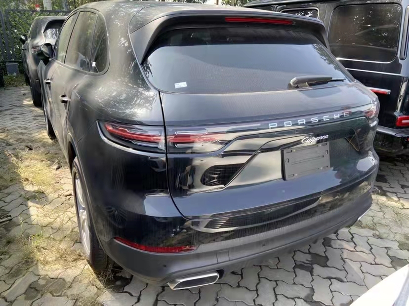 卡宴 21款 3.0T 天津港保税区清仓钜惠亲情价