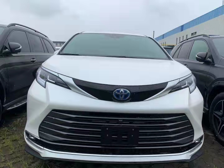 塞纳 21款 2.5 油电混合 四驱 LTD  天津港国六优惠秒杀酬宾