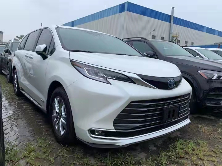 塞纳 21款 2.5 油电混合 四驱 LTD  天津港国六优惠秒杀酬宾