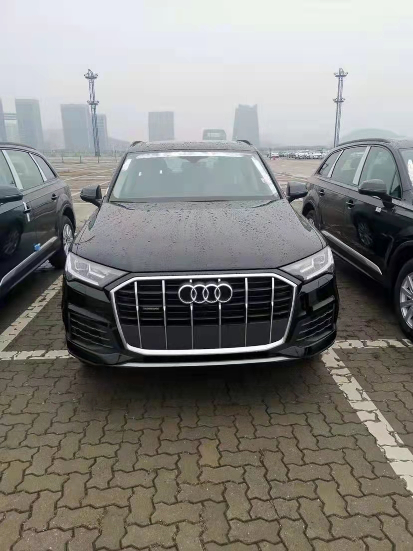 奥迪Q7 21款 2.0T 标准 港口国六优惠 实车价格行情