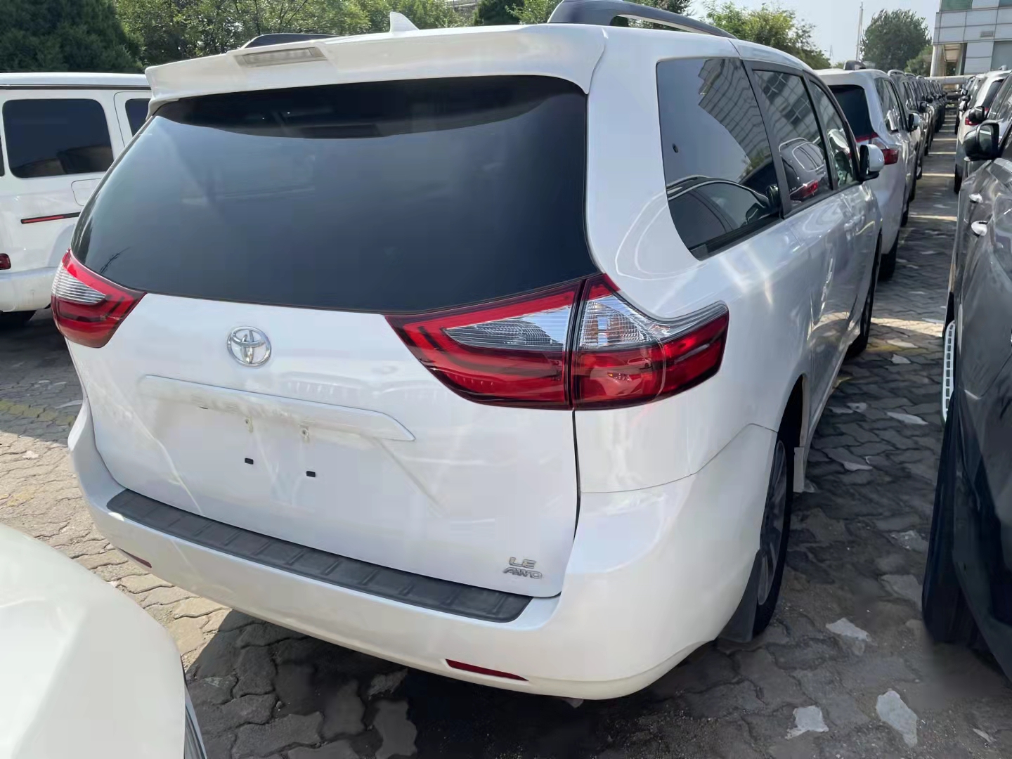 加版塞纳 20款 3.5 四驱 LE 7座  天津港国六现车钜惠让利销售