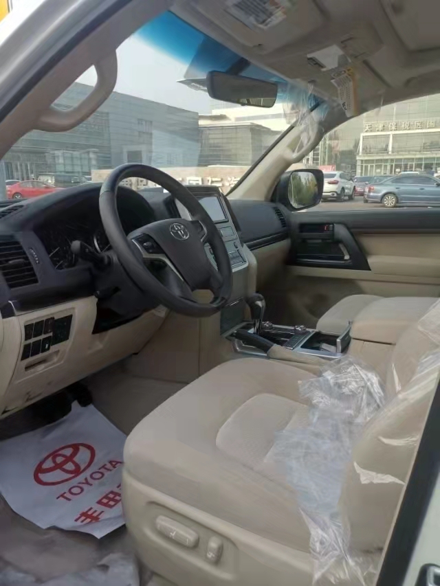 20款 丰田酷路泽4000 EXR 天窗 天津港最新报价热销中