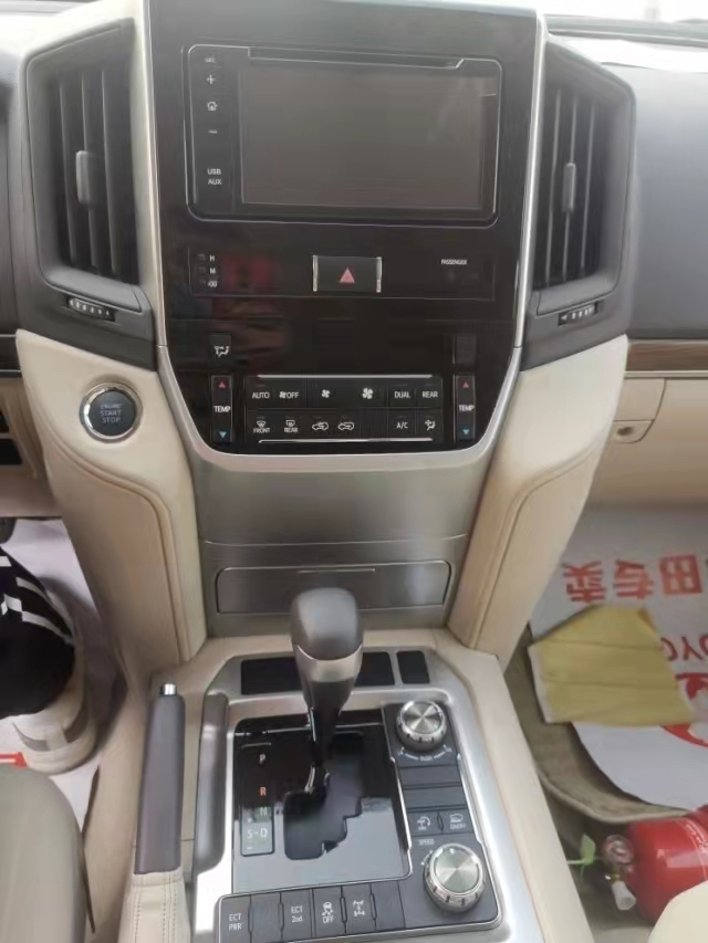 20款 丰田酷路泽4000 EXR 天窗 天津港最新报价热销中