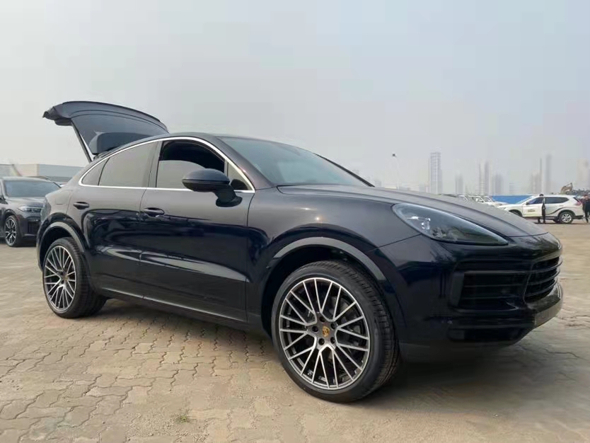 墨版保时捷卡宴 2020款 Coupe 3.0T 带给您高质量驾驶体验