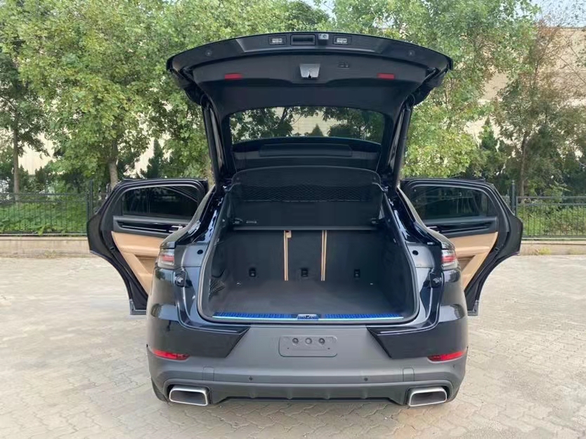 墨版保时捷卡宴 2020款 Coupe 3.0T 带给您高质量驾驶体验