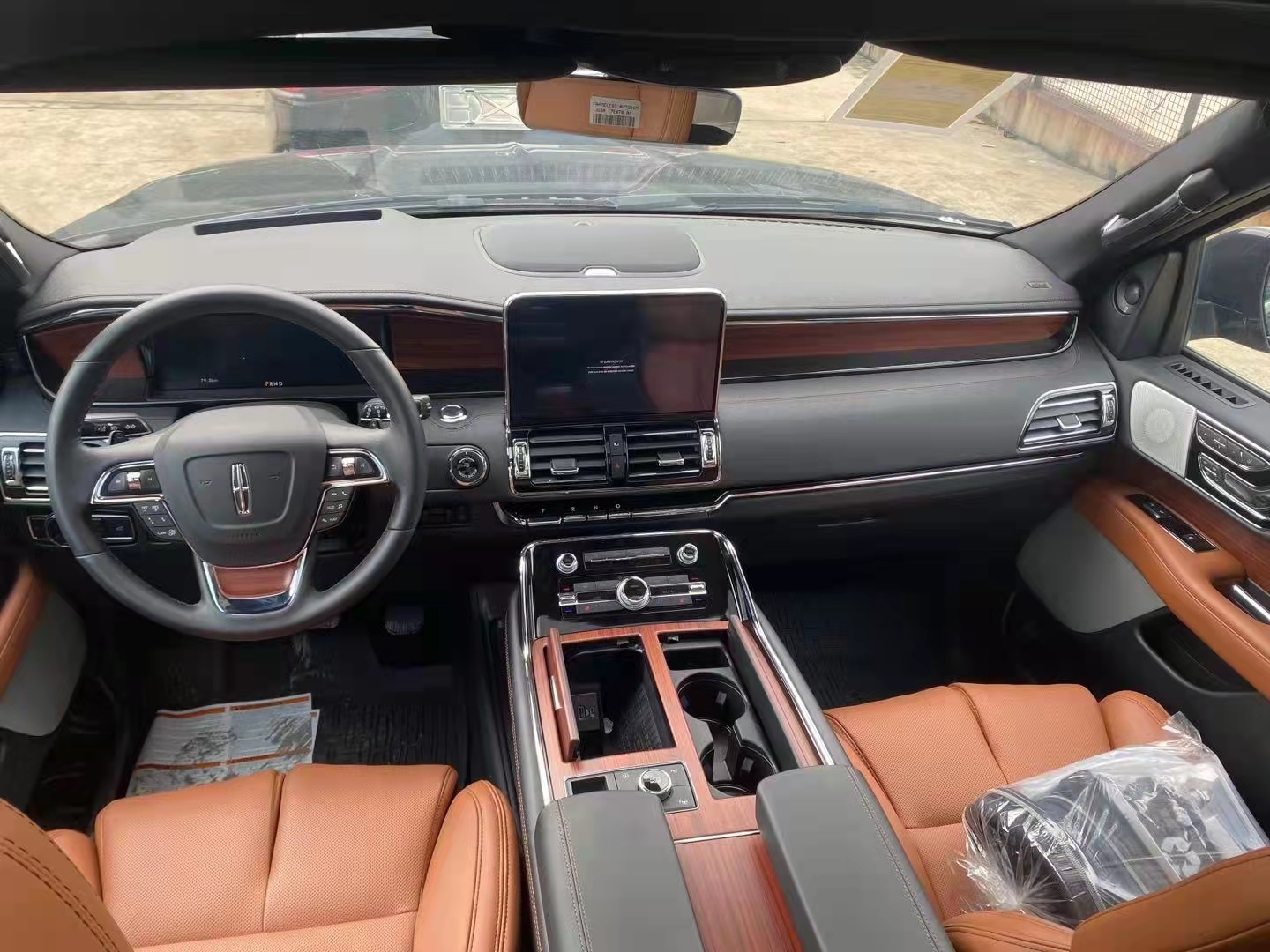 领航员 20款 3.5T 四驱 长轴 Reserve 进口现车新行情劲爆价