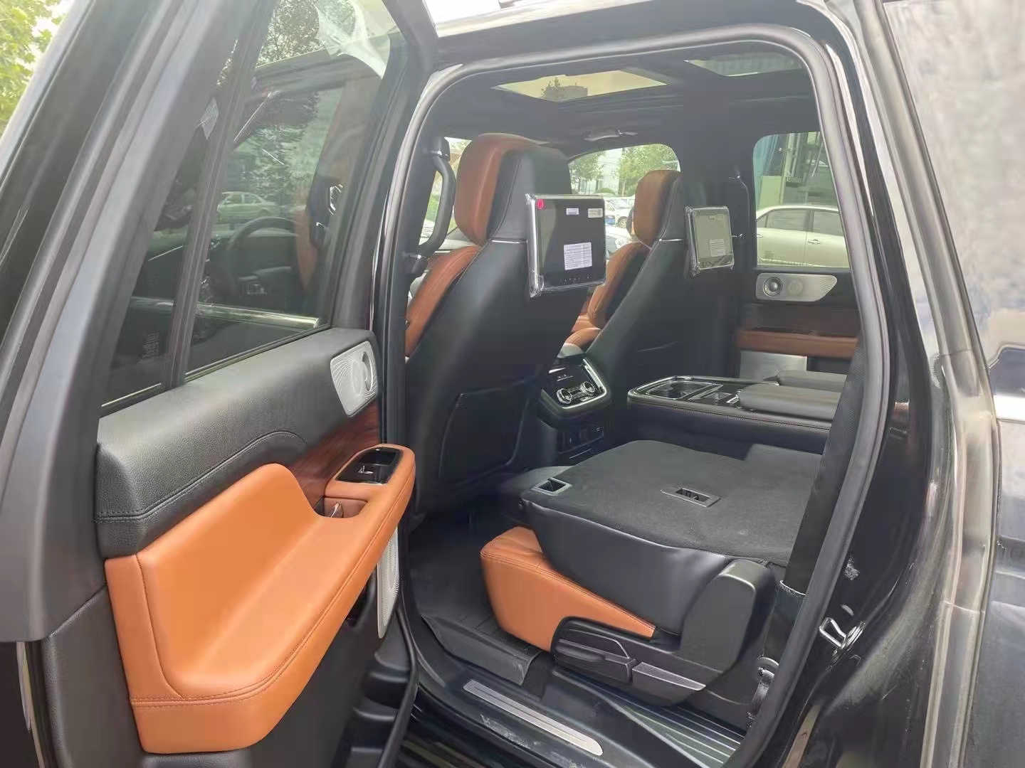 领航员 20款 3.5T 四驱 长轴 Reserve 进口现车新行情劲爆价