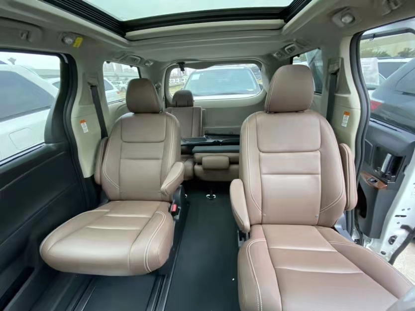 塞纳 20款 3.5 四驱 LTD 7座顶配 天津港现车批发价