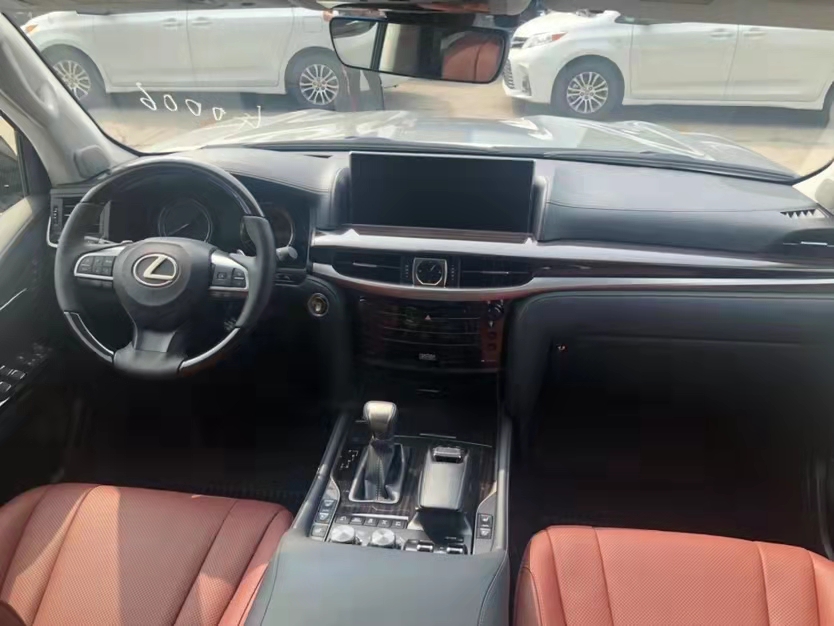 雷克萨斯LX570 21款 八座 豪华包 天津港十月钜惠亲情价