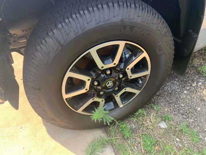 丰田坦途TRD越野 港口全新颜色惊艳全场现车惠