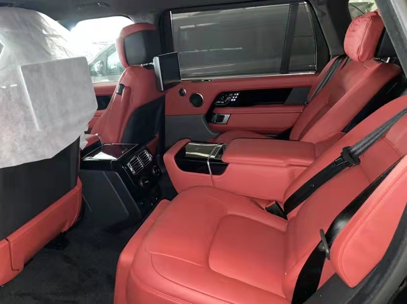  2021款 揽胜行政P400汽油 创世加长 港口十月钜惠亲情价裸售