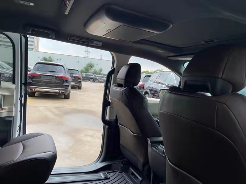 塞纳 21款 2.5 白金版 超大空间商务家用首选