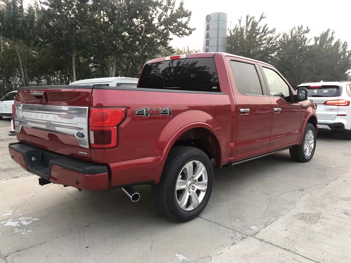 福特F150 20款 3.5T 白金版 港口热卖中颜色齐全速抢购