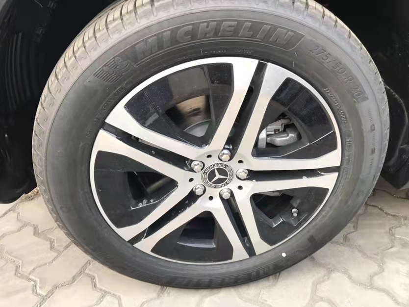 奔驰GLS450 21款 7座 全景20轮  天津港国六钜惠十月裸利出售