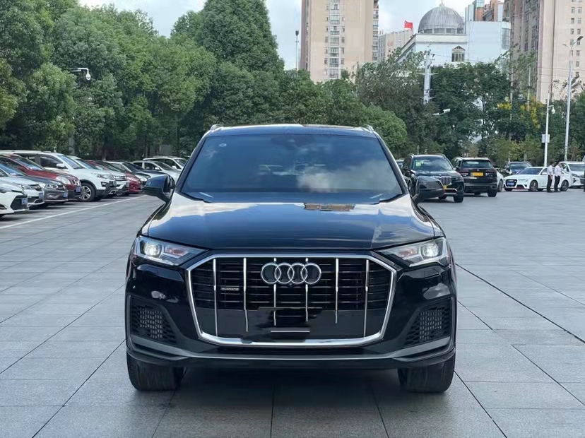 奥迪Q7 20款 3.0T Komfort舒适 港口双十一大促随时提车