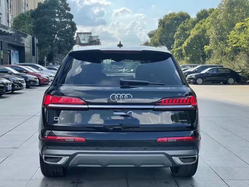 奥迪Q7 20款 3.0T Komfort舒适 港口双十一大促随时提车
