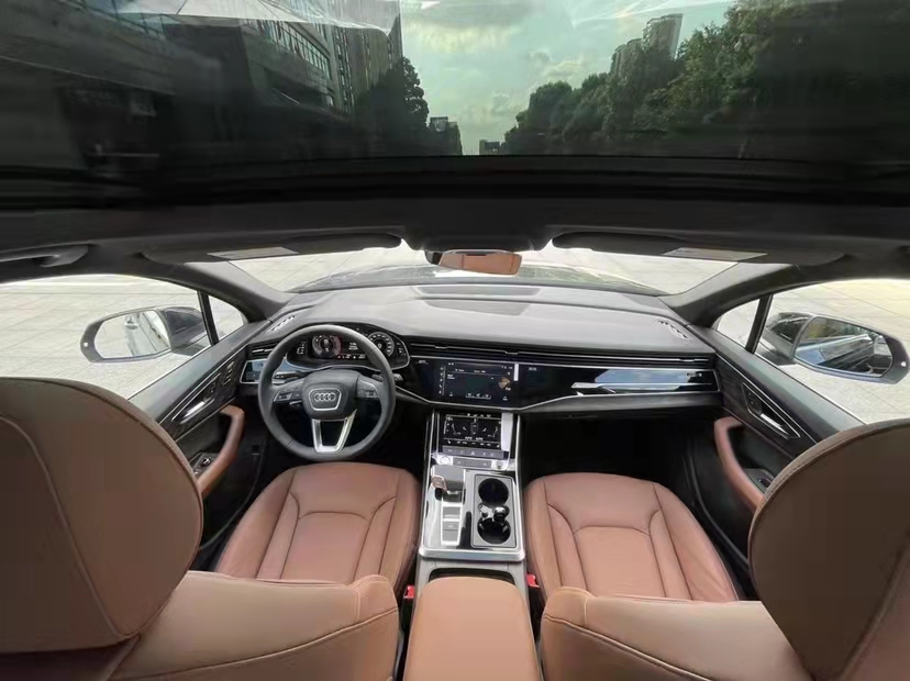 奥迪Q7 20款 3.0T Komfort舒适 港口双十一大促随时提车