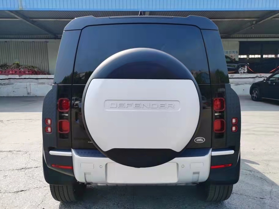 卫士 20款 110 四门 3.0T SE 港口特价优惠促销