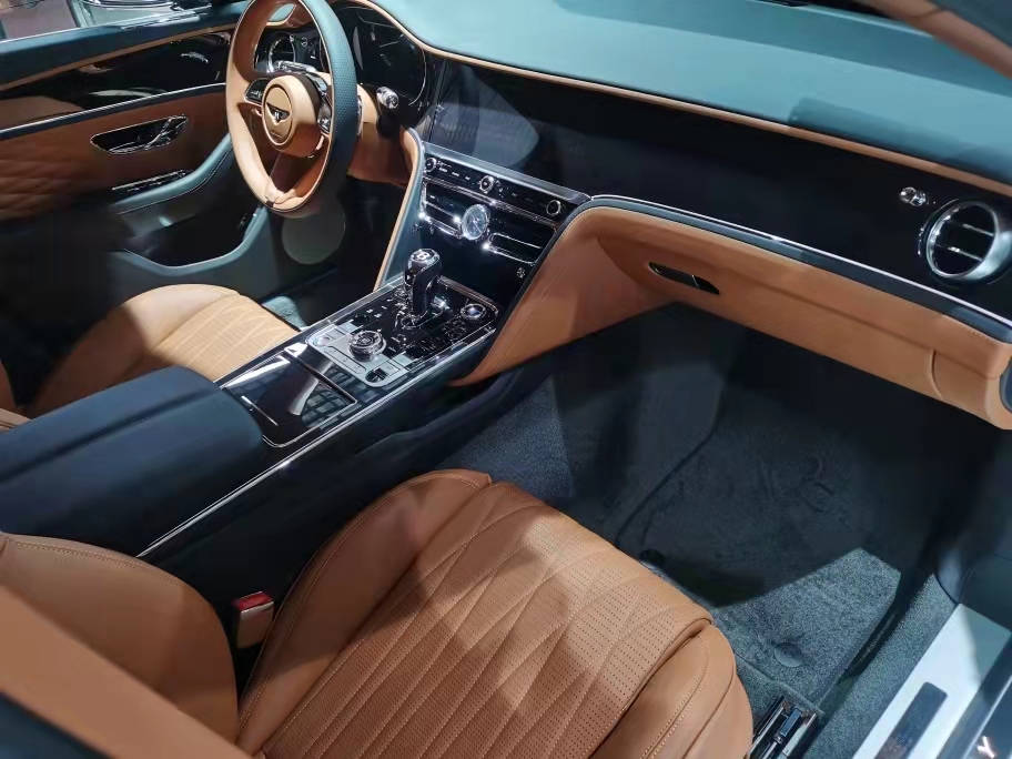 2021ɳ 4.0T V8 ۿʮ°۸ֱ