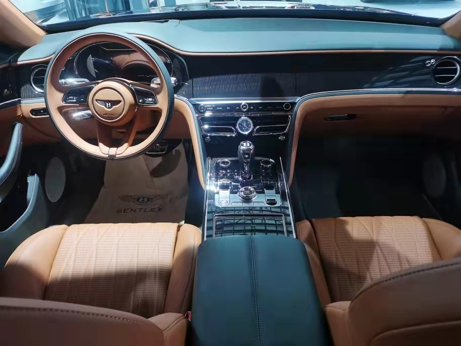 2021ɳ 4.0T V8 ۿʮ°۸ֱ