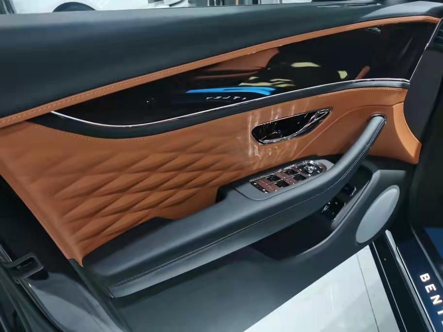 2021ɳ 4.0T V8 ۿʮ°۸ֱ