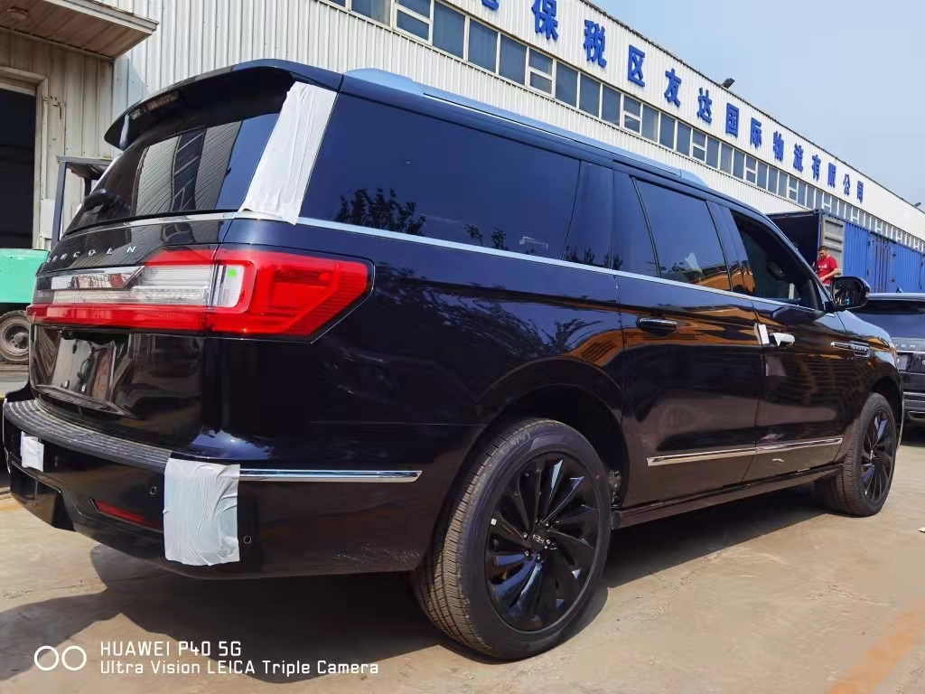 2021款林肯领航员 3.5T 四驱 长轴 天津港秒底价销售