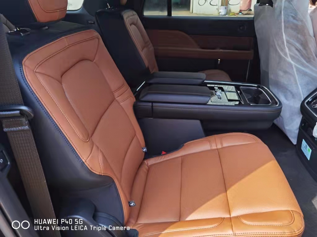 2021款林肯领航员 3.5T 四驱 长轴 天津港秒底价销售