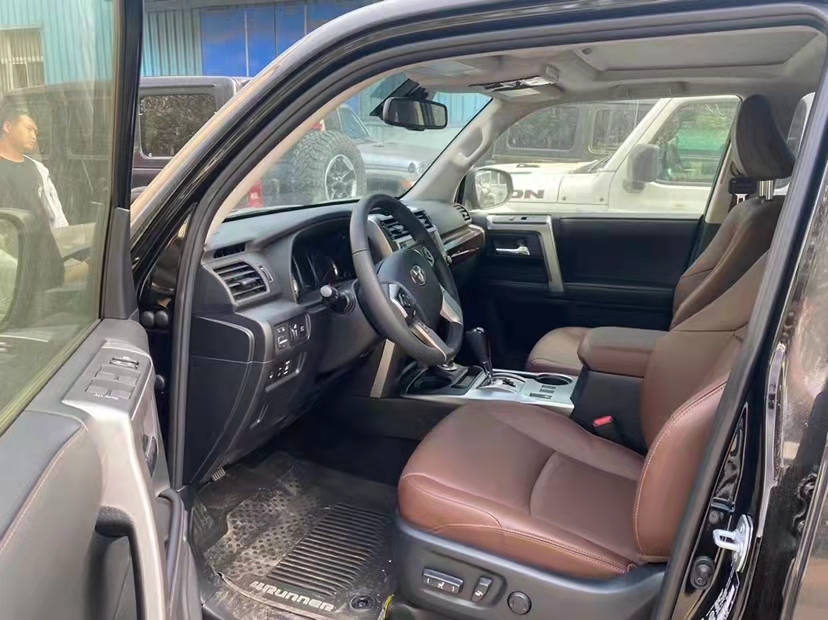 2021款 丰田超霸4.0LTD 天津港双十一促销清仓甩