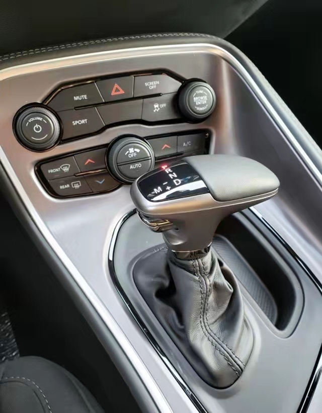 20款 道奇挑战者3.6SXT 港口清仓亲情价钜惠50余万抢购