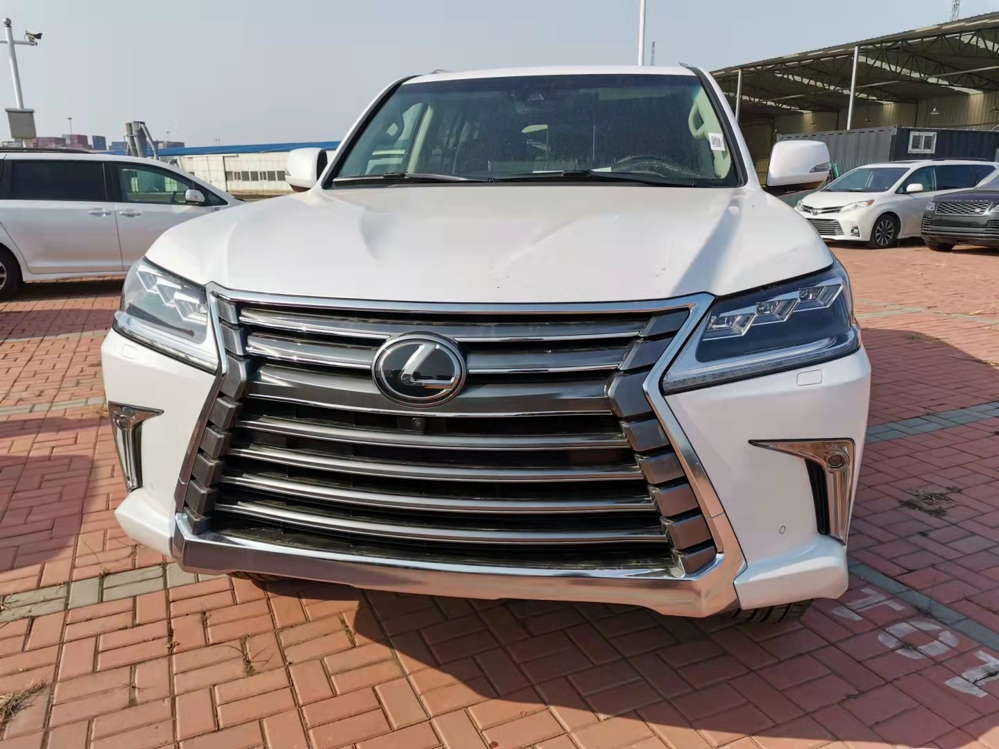 21款 雷克萨斯LX570 八座 港口双十一钜惠秒售
