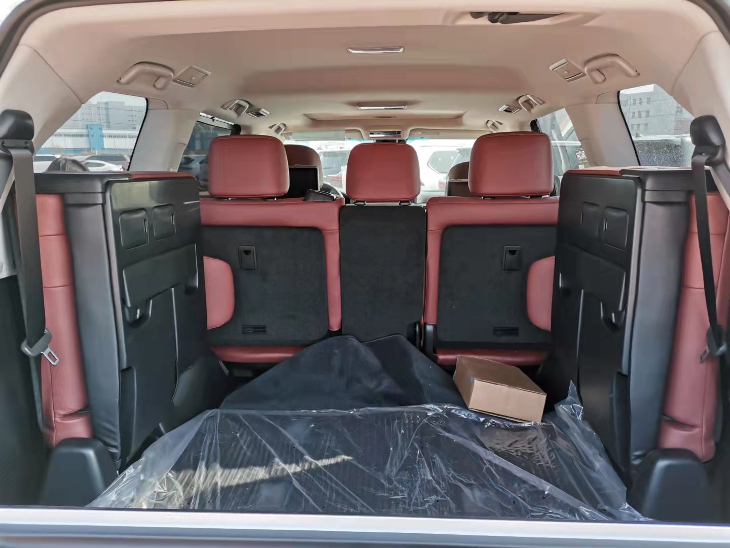 21款 雷克萨斯LX570 八座 港口双十一钜惠秒售