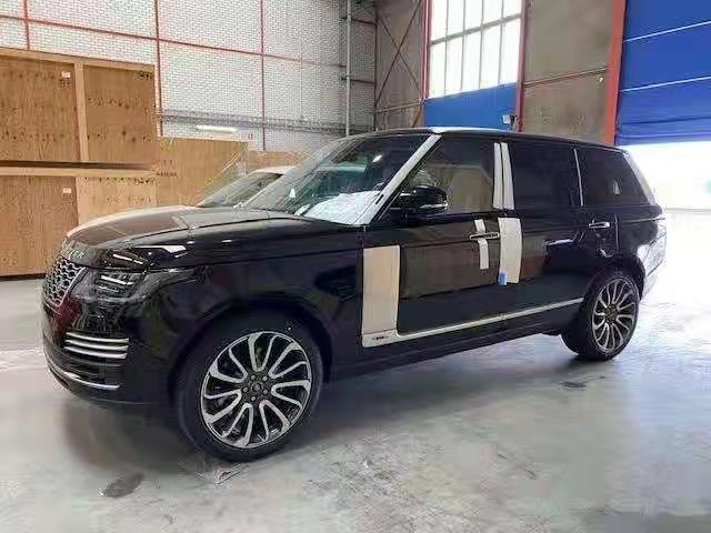 2021款揽胜行政3.0T 汽油创世加长 双十一钜惠港口抢购中