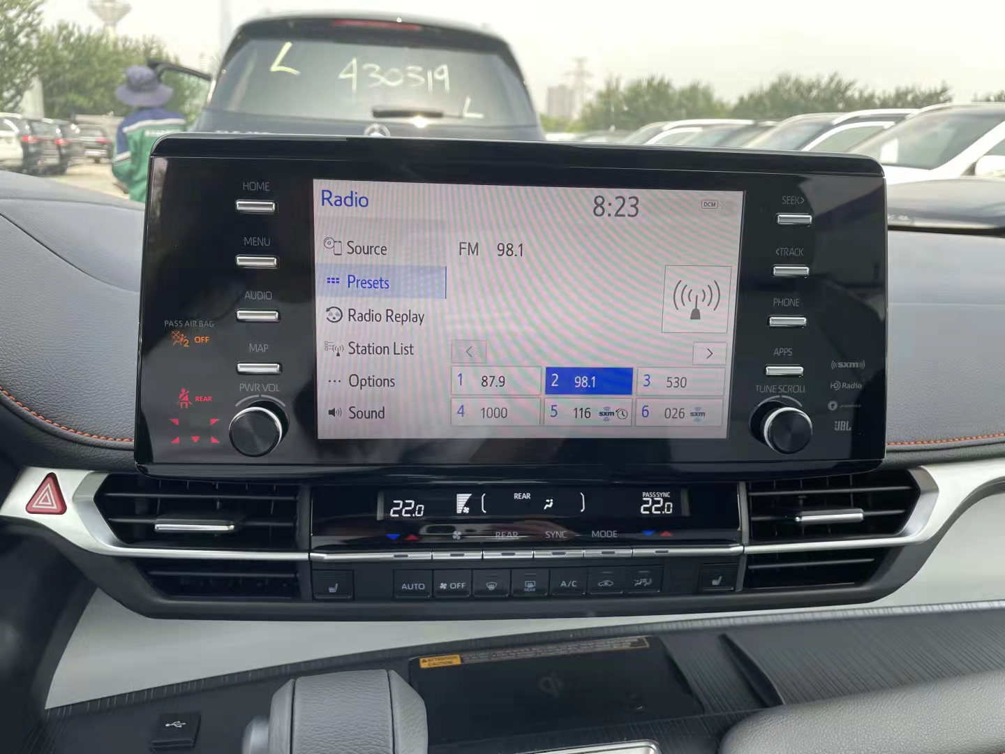 21款塞纳2.5油电混合四驱 天津港特价随时提车