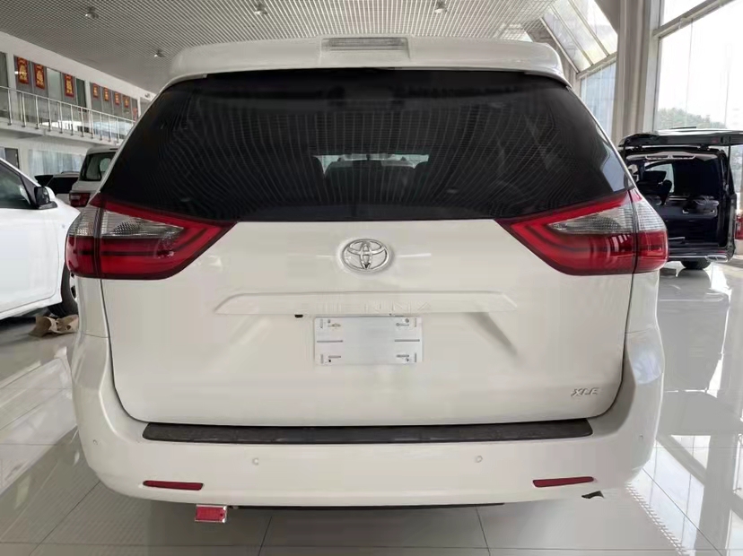 20款塞纳3.5 两驱8座 绝版最后一批清仓甩