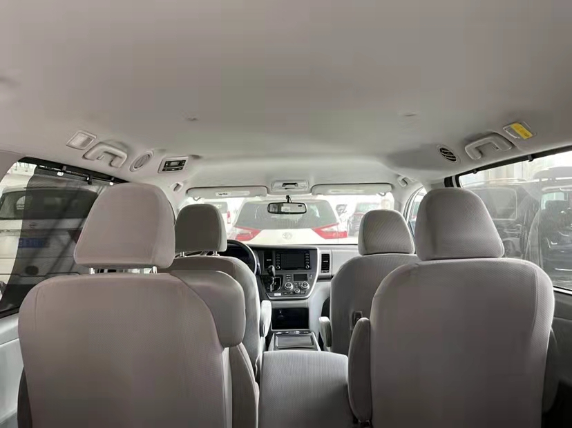 20款塞纳3.5 两驱8座 绝版最后一批清仓甩